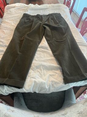 Corduroy Wide-Leg Pants in Brown